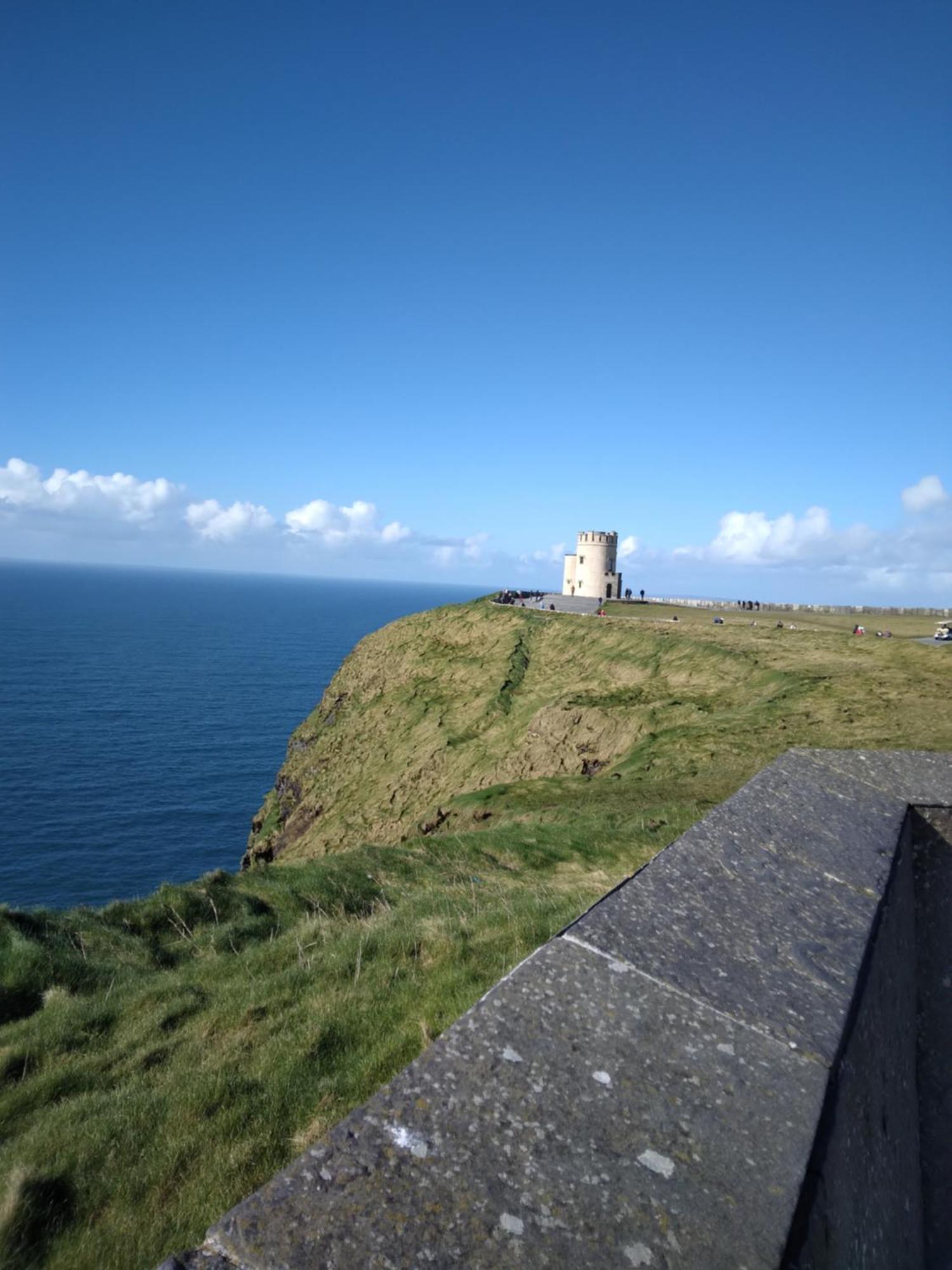 Next Stop Cliffs Of Moher 리스카노 외부 사진